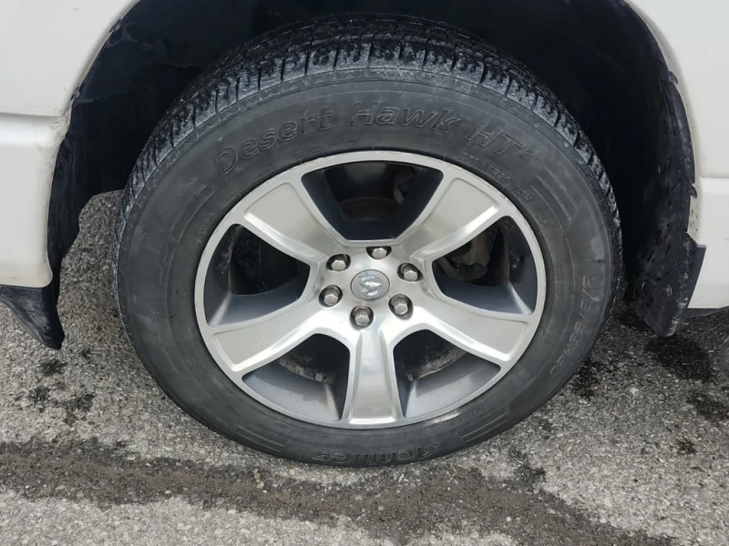 Dodge RAM 1500 5.7 * SPORT CREW * CARFAX * ФИНАНСИРАНЕ, снимка 13 - Автомобили и джипове - 53053621