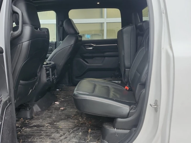 Dodge RAM 1500 5.7 * SPORT CREW * CARFAX * ФИНАНСИРАНЕ, снимка 10 - Автомобили и джипове - 53053621