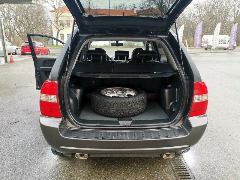 Kia Sportage 2.7 V6 AVTOMAT GAZ UNIKAT , снимка 13 - Автомобили и джипове - 53090824