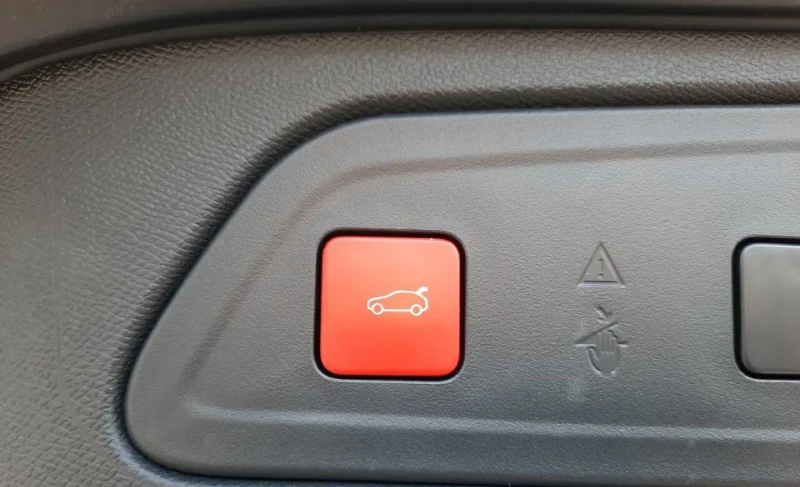 Citroen C5 Aircross 1.2/131HP/MAX/S&S/NAVI/CAM/LED/CPLAY/869v, снимка 8 - Автомобили и джипове - 53191053