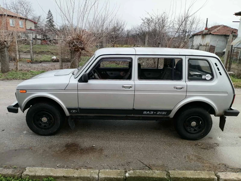 Lada Niva 1.7, снимка 14 - Автомобили и джипове - 53446604