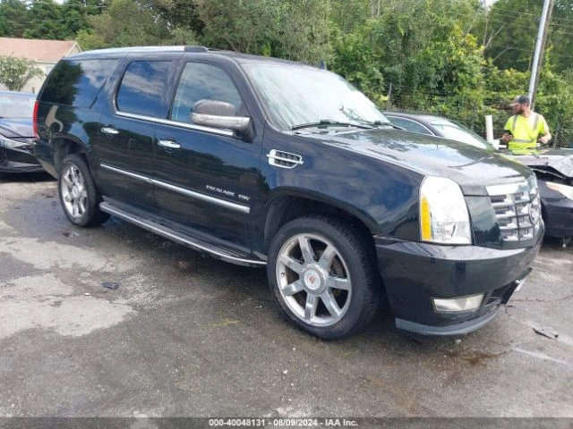 Cadillac Escalade ESV LUXURY, снимка 2 - Автомобили и джипове - 47304654