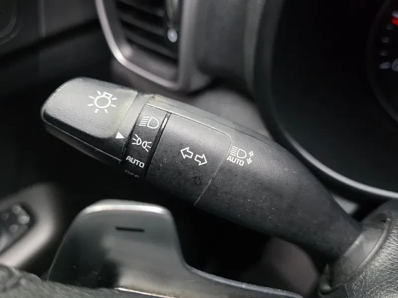 Kia Sportage The Bold Diesel 2.0 2Wd Prestige, снимка 17 - Автомобили и джипове - 55183980