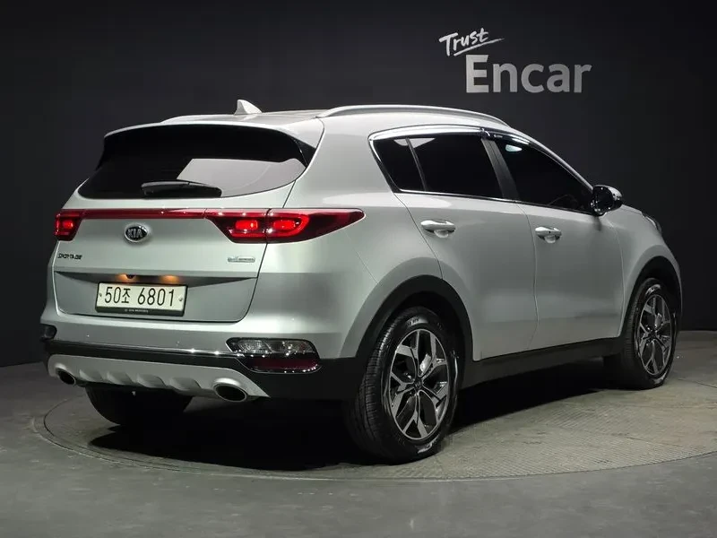Kia Sportage The Bold Diesel 2.0 2Wd Prestige, снимка 2 - Автомобили и джипове - 55183980