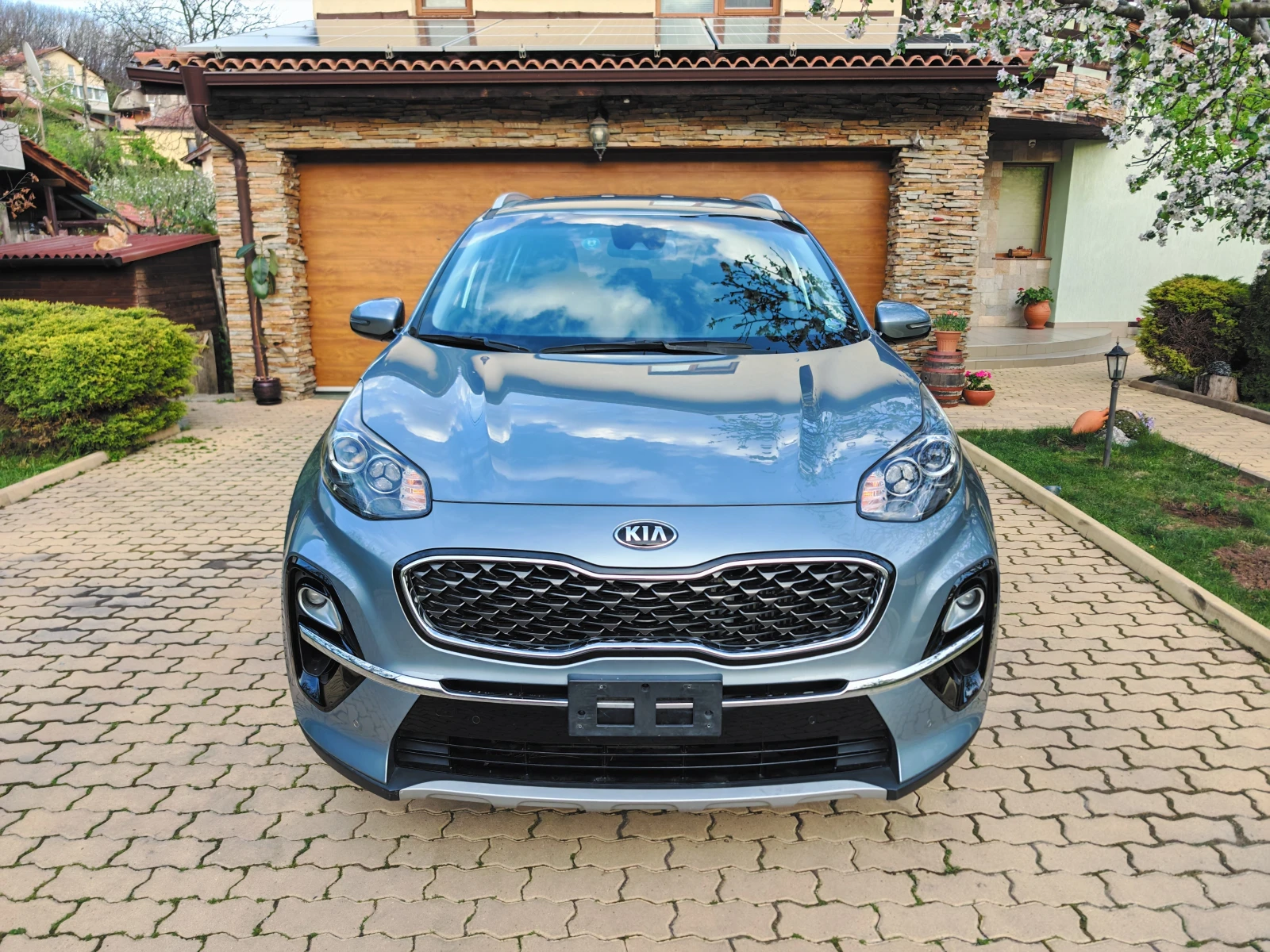Kia Sportage 1.6 CRDI-MILD HYBRID - изображение 2