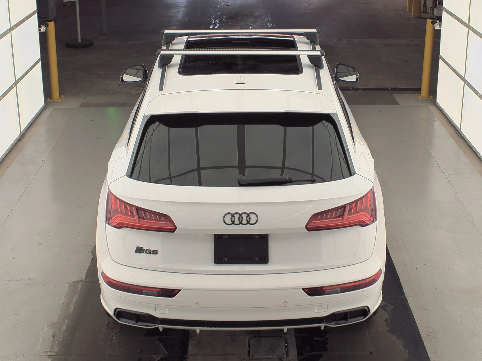 Audi SQ5 PRESTIGE* MATRIX* BLACK OPTIC* DISTRO* HEADUP* 360 - изображение 5