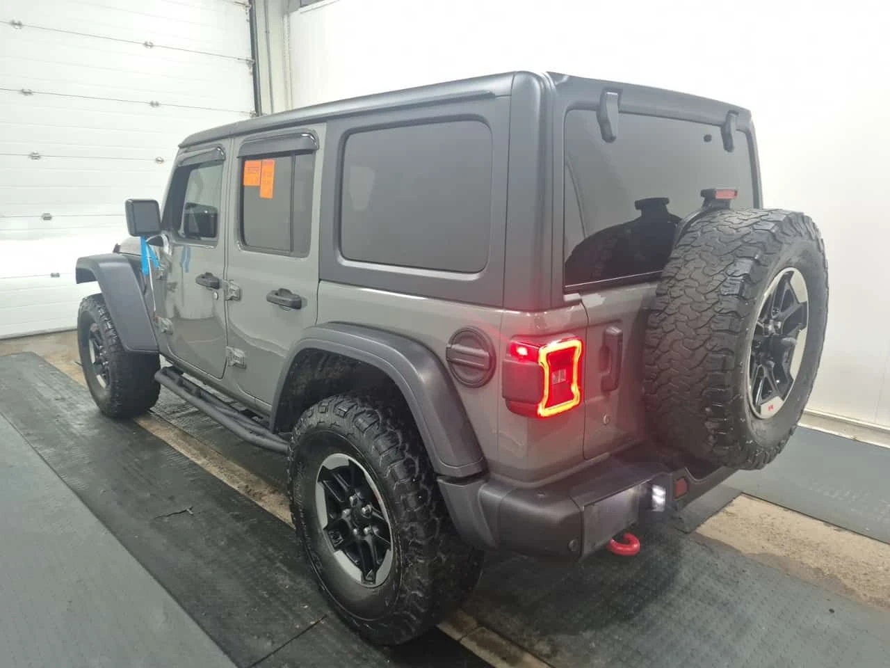 Jeep Wrangler * RUBICON * ПОДГРЕВ * ОТ ПРЕДСТАВИТЕЛСТВО , снимка 5 - Автомобили и джипове - 54109603