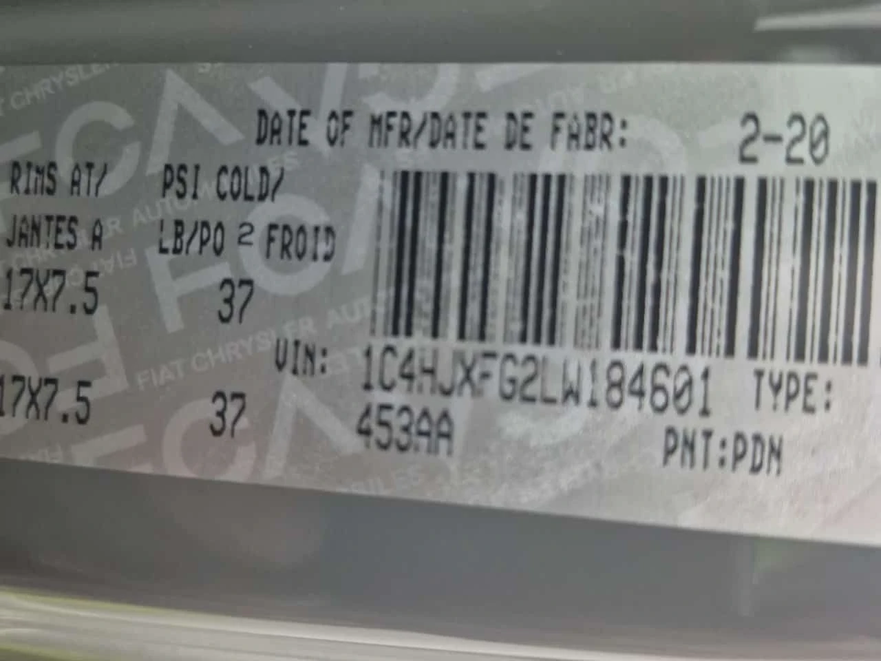 Jeep Wrangler * RUBICON * ПОДГРЕВ * ОТ ПРЕДСТАВИТЕЛСТВО , снимка 16 - Автомобили и джипове - 54109603