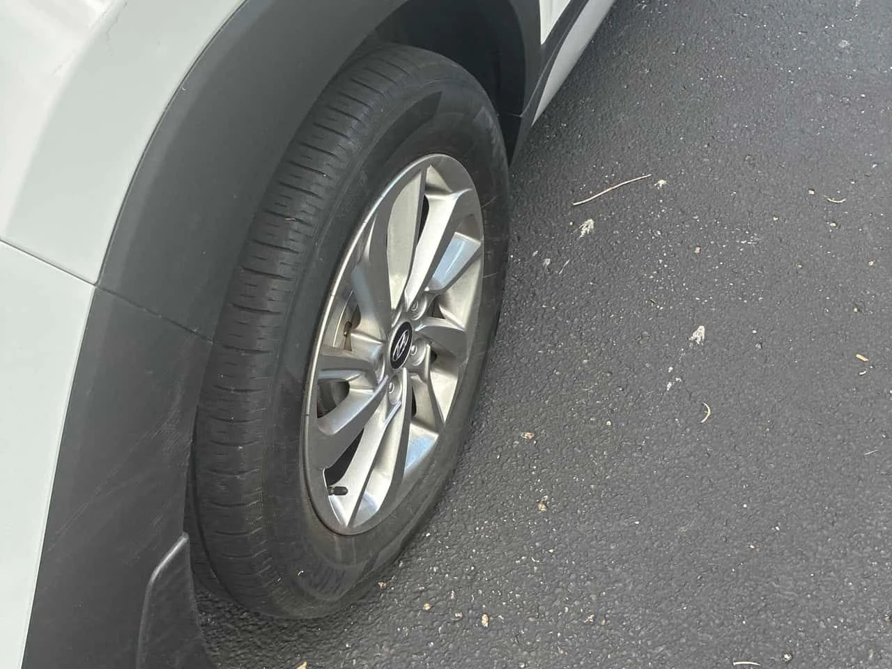 Hyundai Tucson LUXURY/CARFAX/Панорама/Кожа/Подгрев/КЛИП, снимка 13 - Автомобили и джипове - 54998387