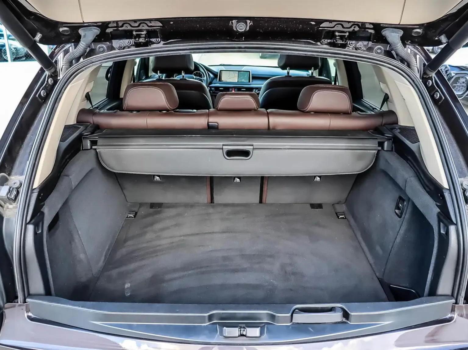 BMW X5 xDrive35i, снимка 15 - Автомобили и джипове - 55282624