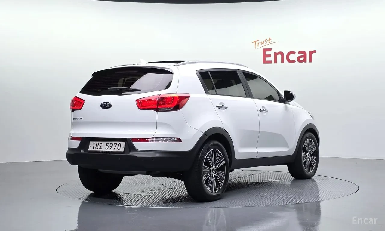 Kia Sportage R DIESEL PRESTIGE* ОБДУХВАНЕ* ПОДГРЕВ* PANO* NAVI, снимка 4 - Автомобили и джипове - 55728318