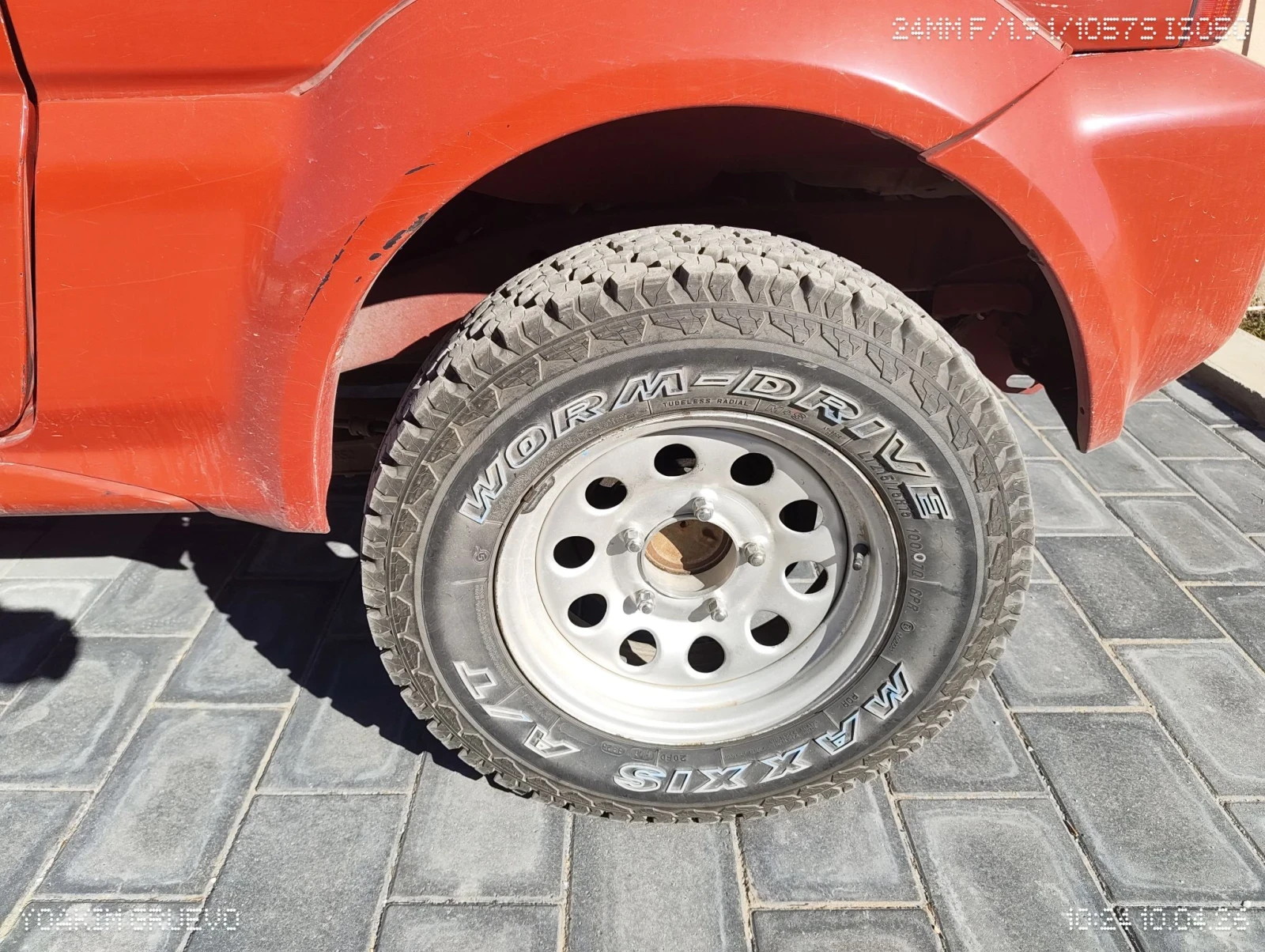 Suzuki Jimny, снимка 9 - Автомобили и джипове - 56469749