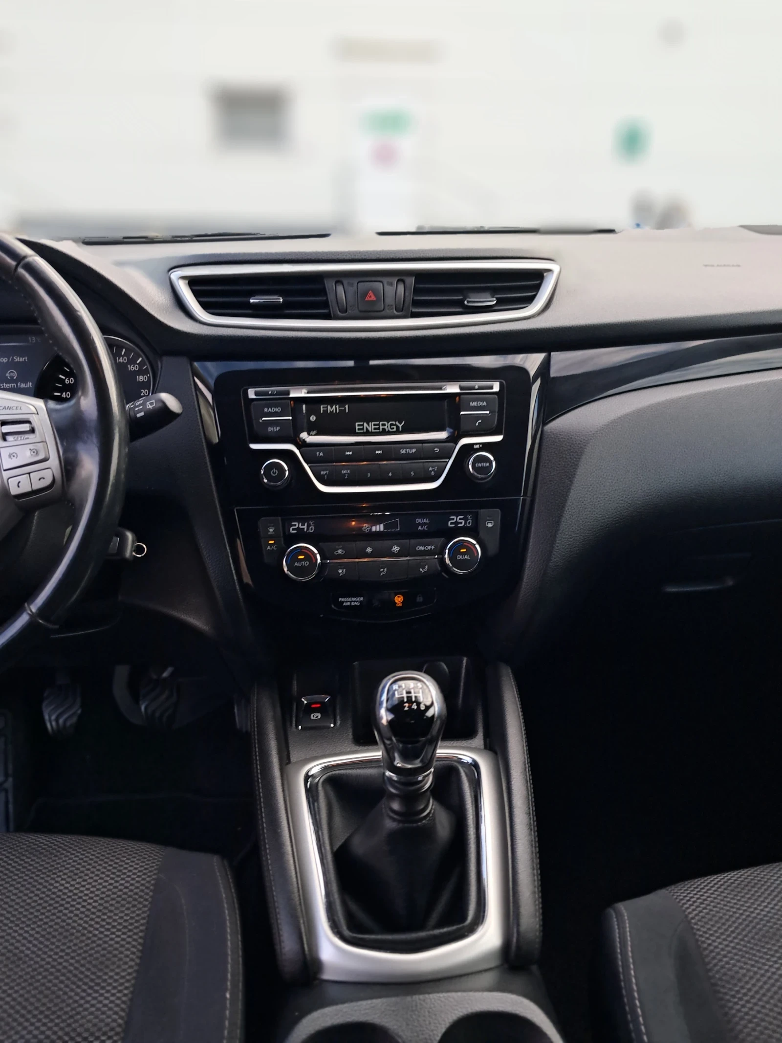 Nissan Qashqai, снимка 8 - Автомобили и джипове - 56718927
