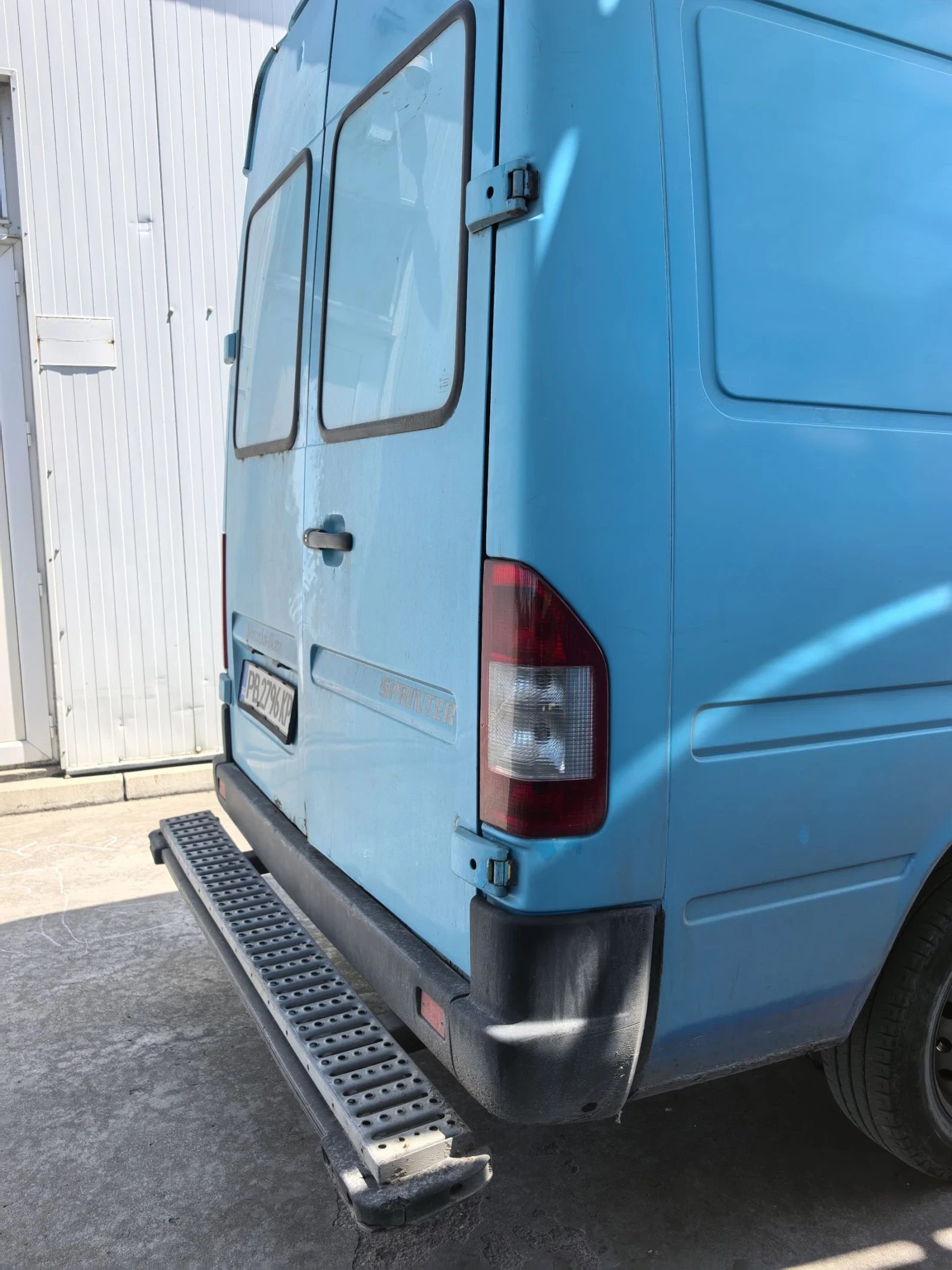 Mercedes-Benz Sprinter 208 2.3 D - изображение 6