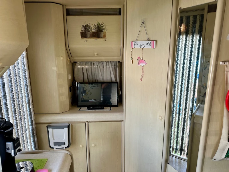 Кемпер Fiat  KNAUS ТУРБО ДИЗЕЛ, снимка 9 - Каравани и кемпери - 50670956