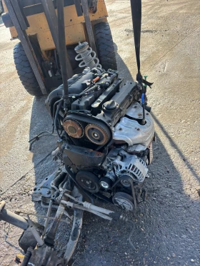 Двигател KFU  Peugeot 307 (08.2000 - 12.2012) 1.4 16V, снимка 3 - Части - 53474387