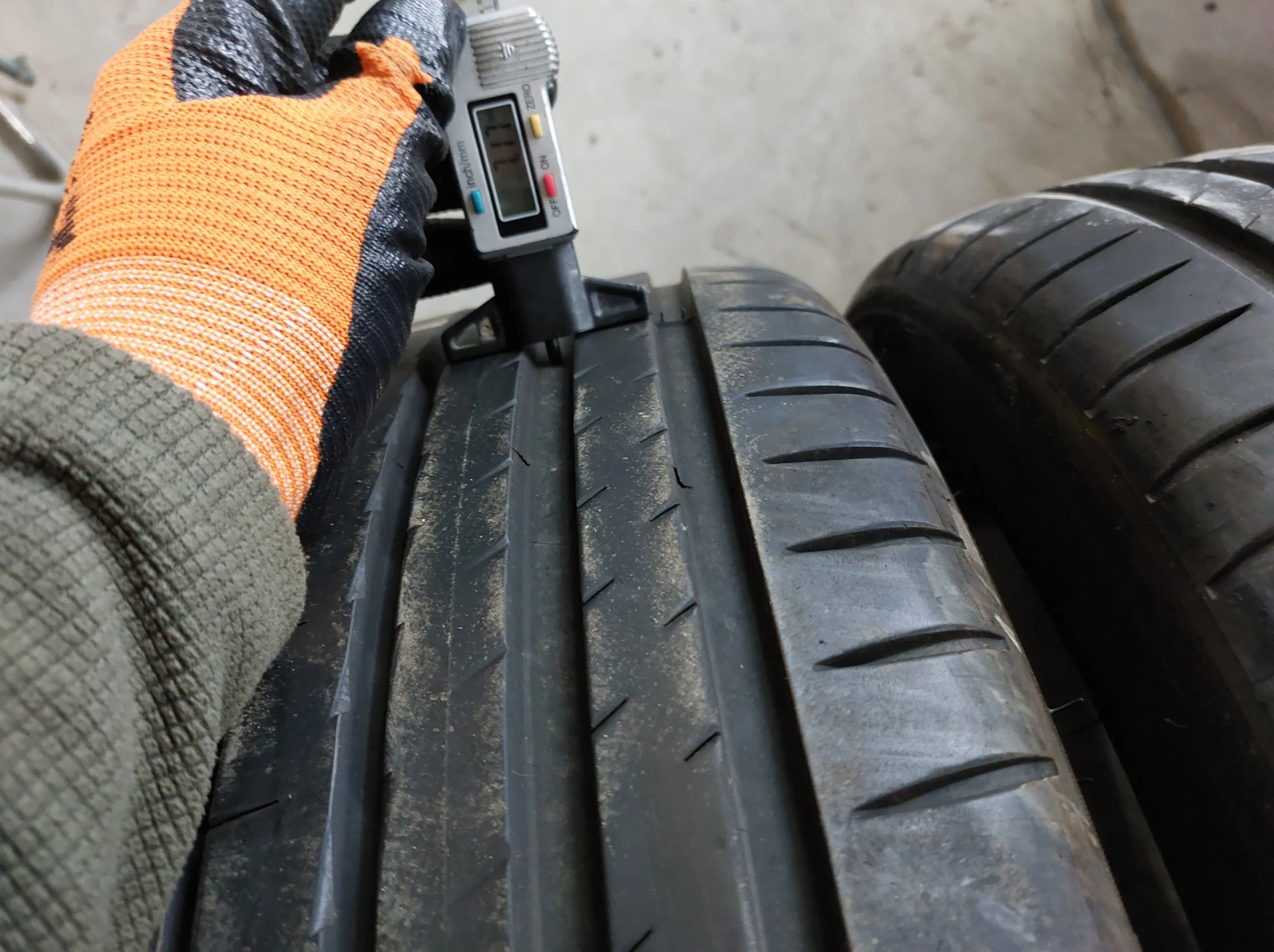 ���� 225/45R19 | Mobile.bg � ����������� 7