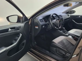 VW Jetta  2.0 Tdi Bluemotion 6Th Generation, снимка 10