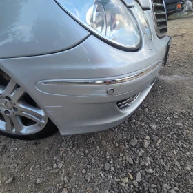 Mercedes-Benz E 320, снимка 13
