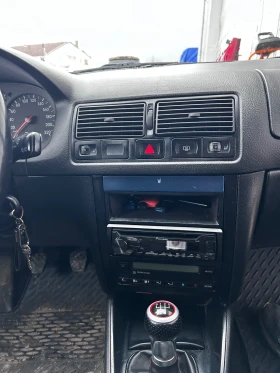 VW Golf - 3000 € / 5867.49 лв. - 84783332 10