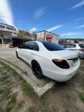 ����� �� �������� �� Mercedes-Benz E 220