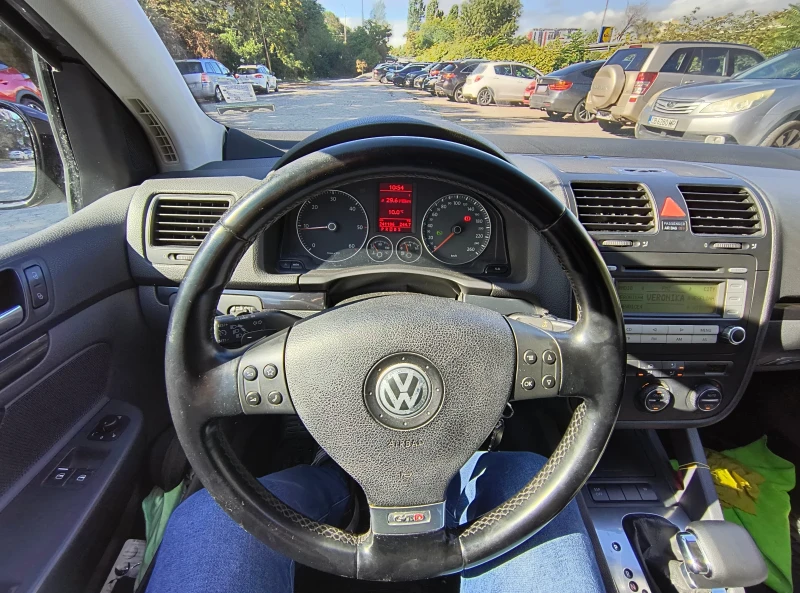 VW Golf 2.0, снимка 13 - Автомобили и джипове - 47407250