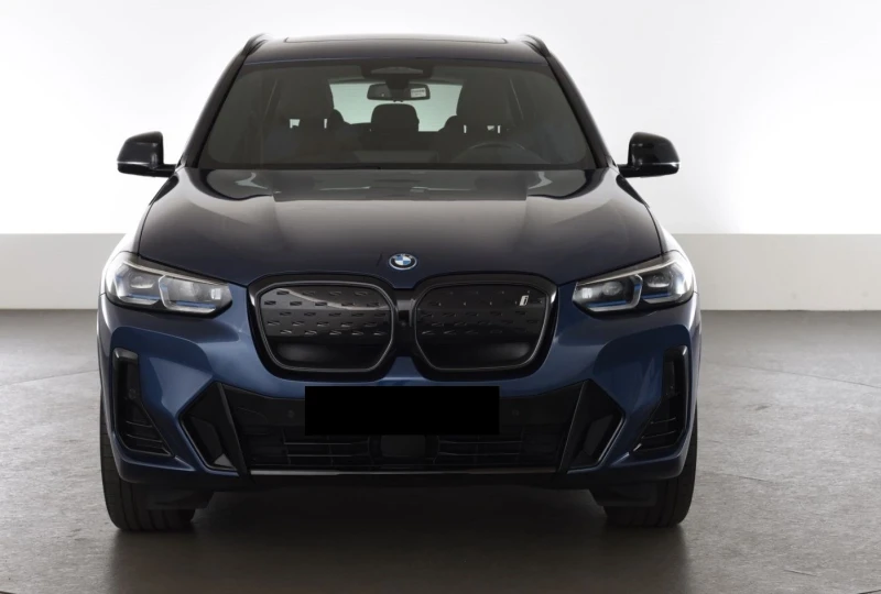 BMW iX3 M-SPORT/ IMPRESSIVE/ LASER/ H&K/ 360/ PANO/ 20/   , снимка 2 - Автомобили и джипове - 47587817