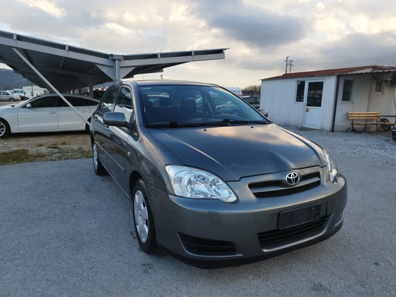 Toyota Corolla 1.4i Бензин ИТАЛИЯ, снимка 3 - Автомобили и джипове - 48641783