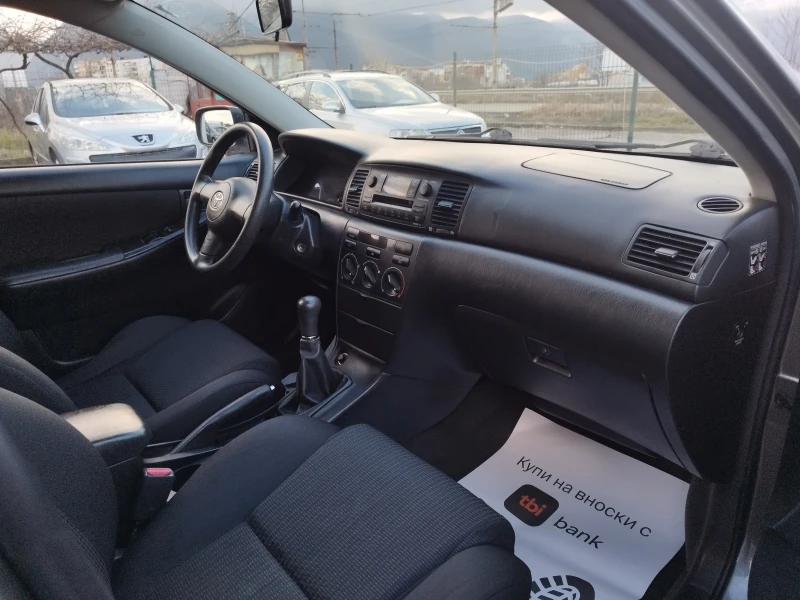 Toyota Corolla 1.4i Бензин ИТАЛИЯ, снимка 10 - Автомобили и джипове - 48641783