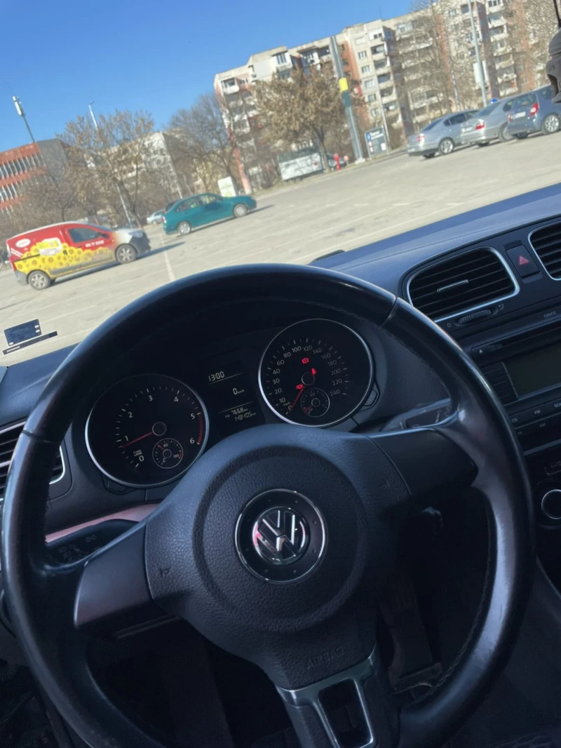 VW Golf VI 1.6 TDI 105, снимка 8 - Автомобили и джипове - 48927920