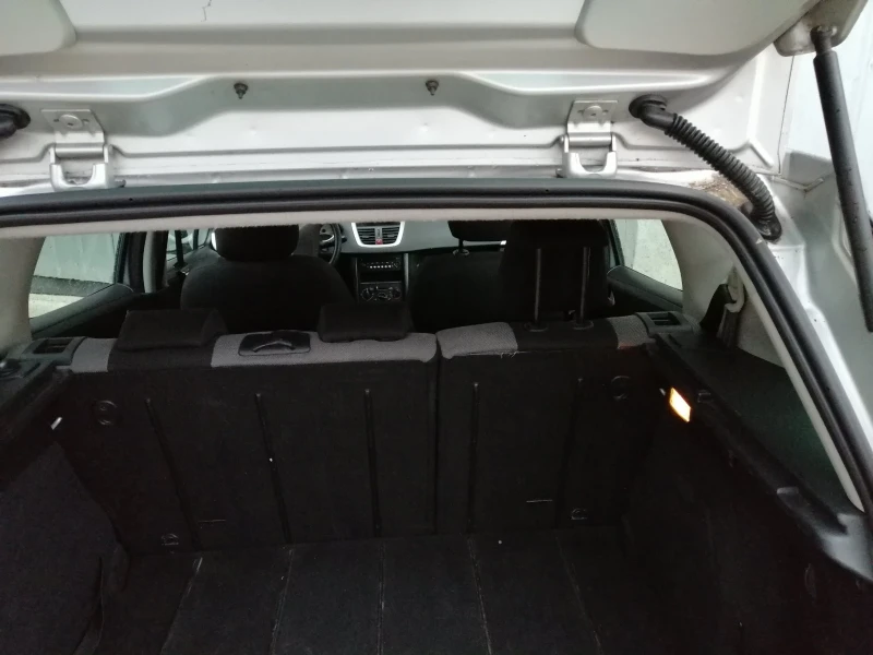 Peugeot 207, снимка 9 - Автомобили и джипове - 52377055