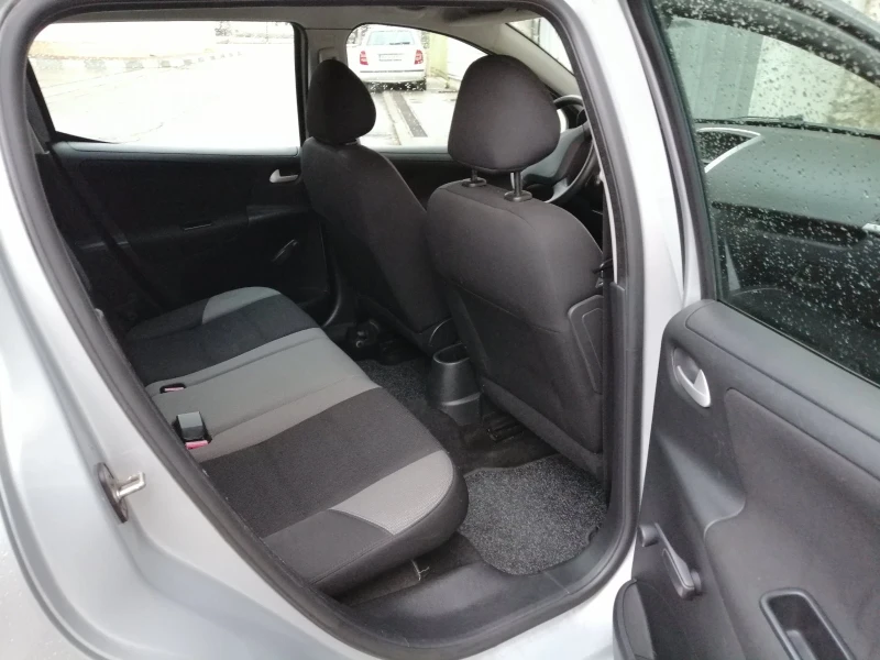 Peugeot 207, снимка 8 - Автомобили и джипове - 52377055