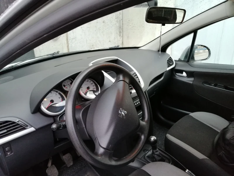 Peugeot 207, снимка 6 - Автомобили и джипове - 52377055