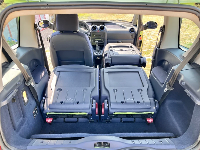 Peugeot 1007 1.4, снимка 13 - Автомобили и джипове - 52655216