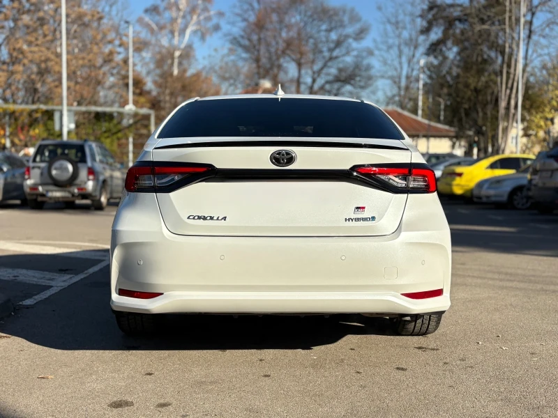 Toyota Corolla 1.8 GR SPORT, снимка 4 - Автомобили и джипове - 52486375