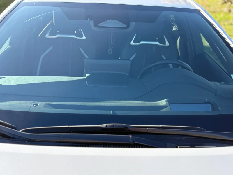 Toyota Corolla 1.8 GR SPORT, снимка 9 - Автомобили и джипове - 52486375