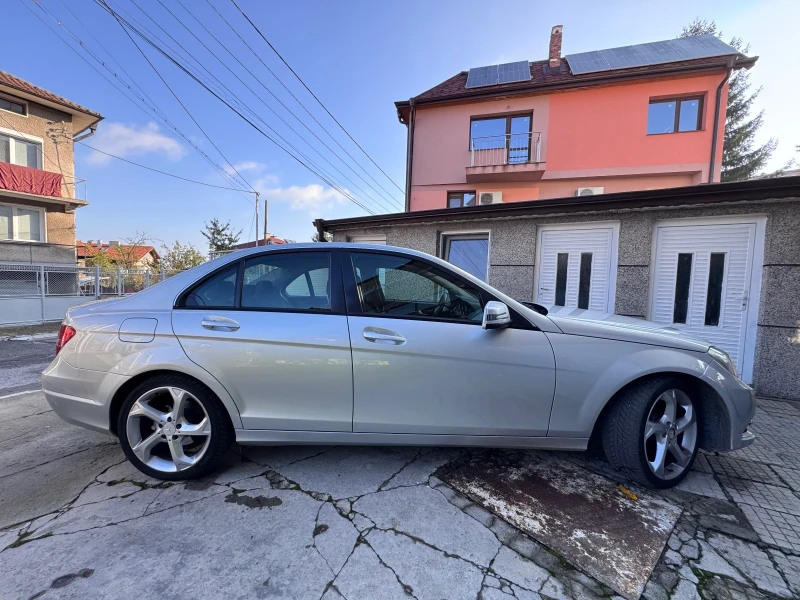Mercedes-Benz C 200, снимка 3 - Автомобили и джипове - 52672478