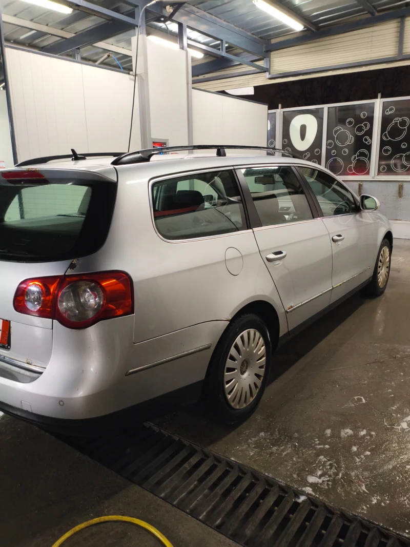 VW Passat 2.0TDI, снимка 4 - Автомобили и джипове - 52878224