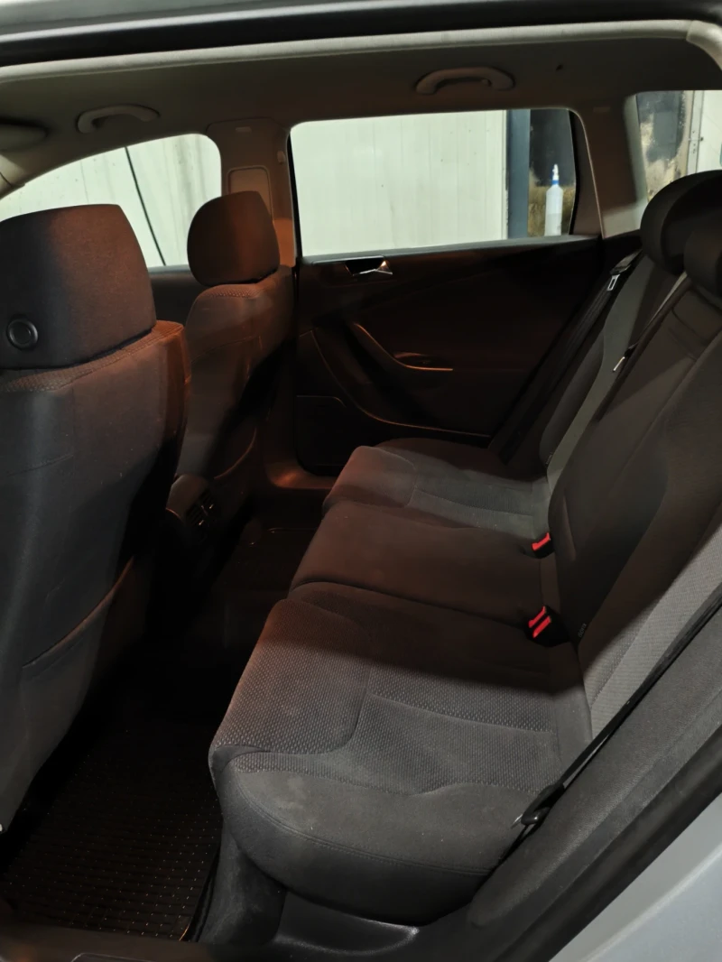 VW Passat 2.0TDI, снимка 7 - Автомобили и джипове - 52878224