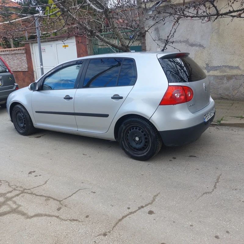 VW Golf, снимка 4 - Автомобили и джипове - 53158381