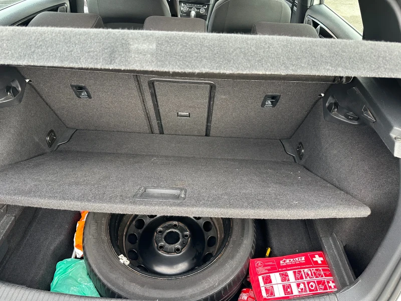 VW Golf GTD 2.0 TDi Radar, снимка 15 - Автомобили и джипове - 53466533