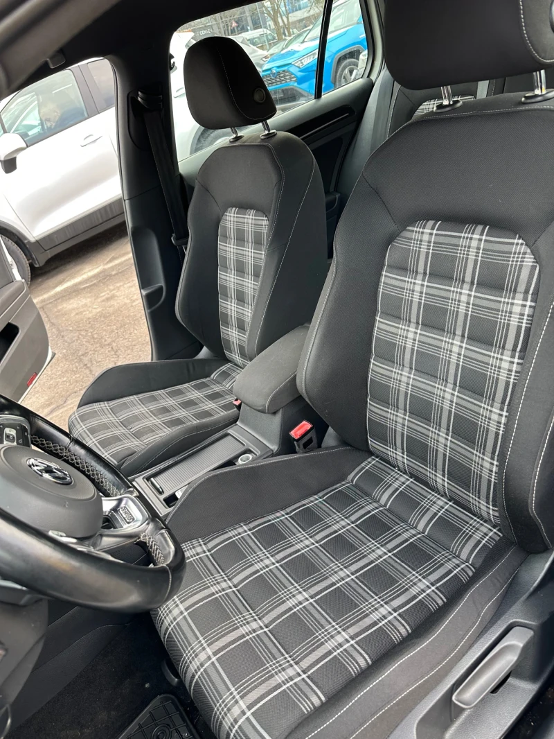 VW Golf GTD 2.0 TDi Radar, снимка 9 - Автомобили и джипове - 53466533