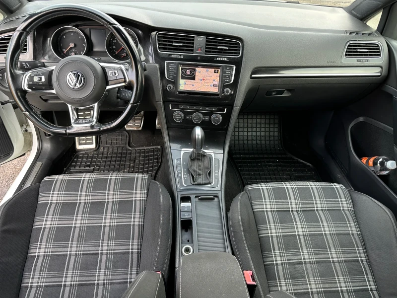 VW Golf GTD 2.0 TDi Radar, снимка 11 - Автомобили и джипове - 53466533