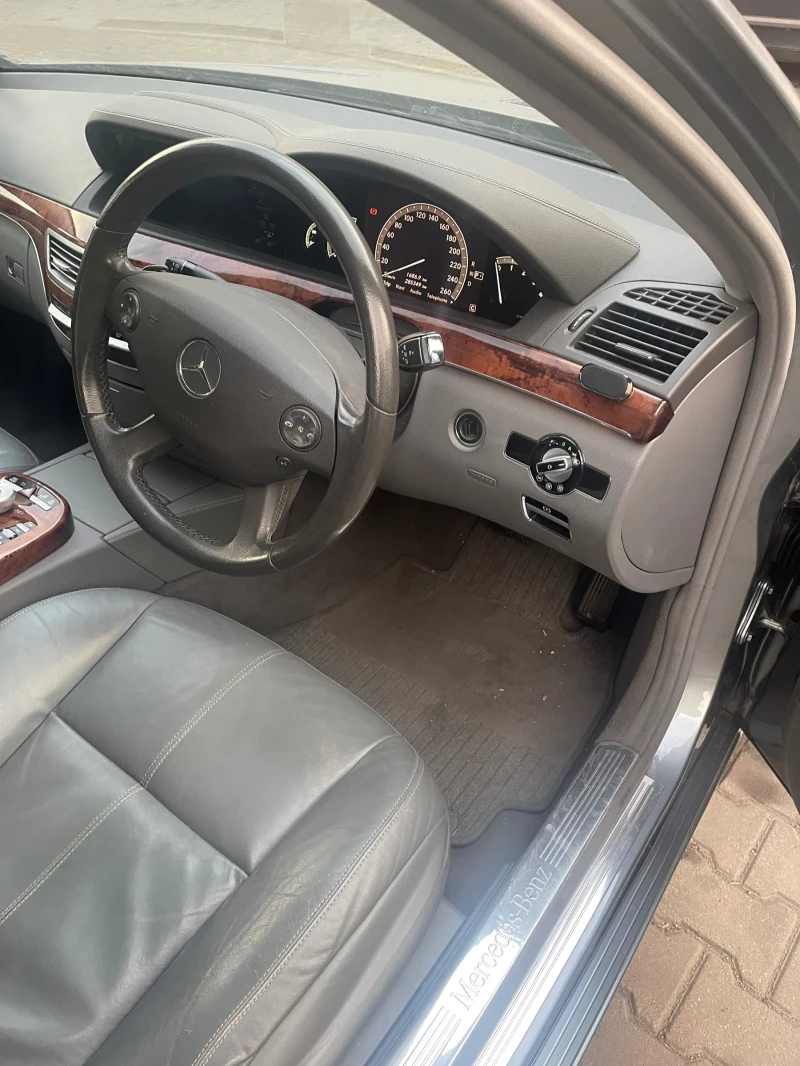 Mercedes-Benz S 320 ДЕСЕН ВОЛАН, снимка 10 - Автомобили и джипове - 53513602
