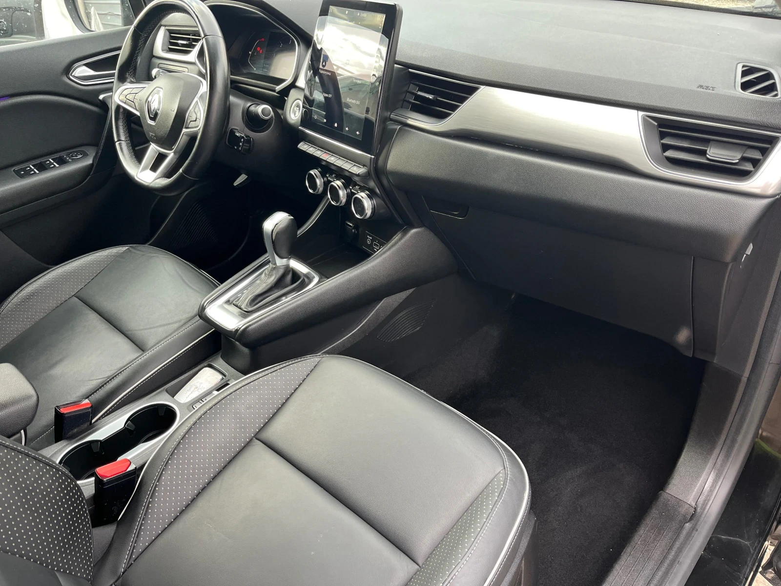 Renault Captur Intens, автомат, кожа, дигитал, нави, 1.5 115к.с | Mobile.bg — изображение 11