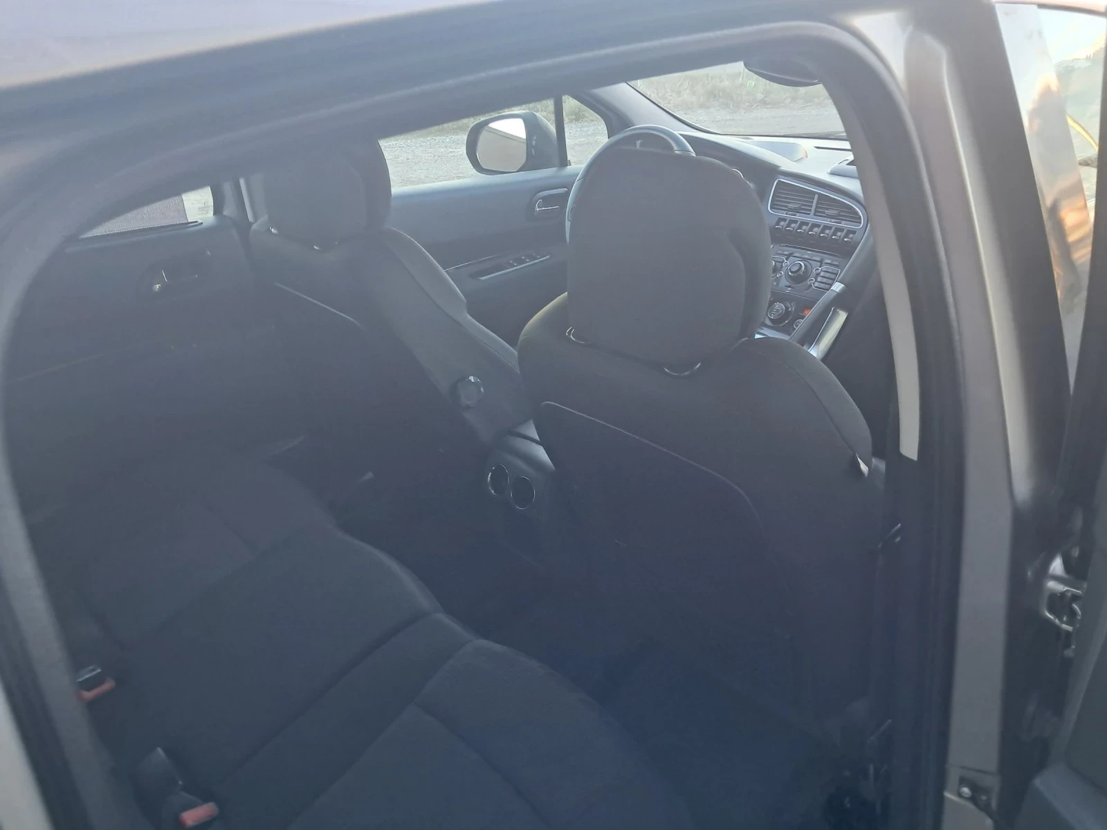 Peugeot 3008 1.6 HDI Automatic | Mobile.bg — изображение 12