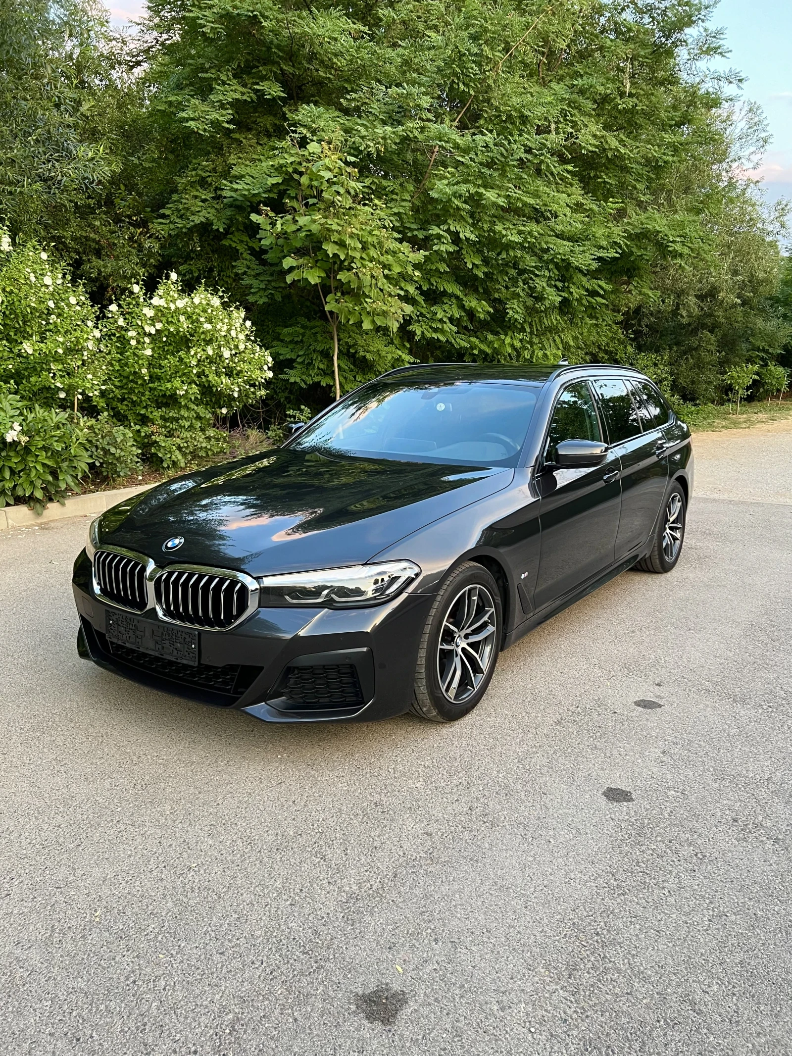 BMW 520 d xDrive Facelift M Packet Mild Hybrid  FULL MAAXS, снимка 4 - Автомобили и джипове - 54965169