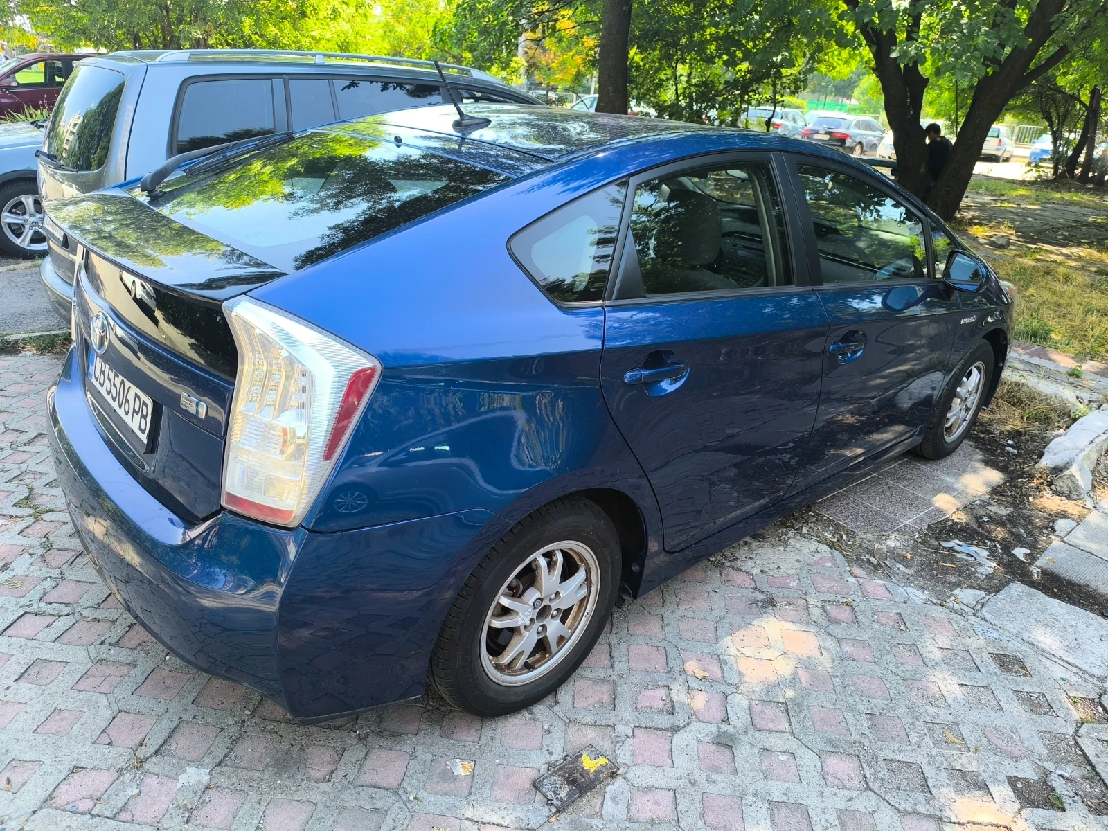 Toyota Prius, снимка 9 - Автомобили и джипове - 54906731