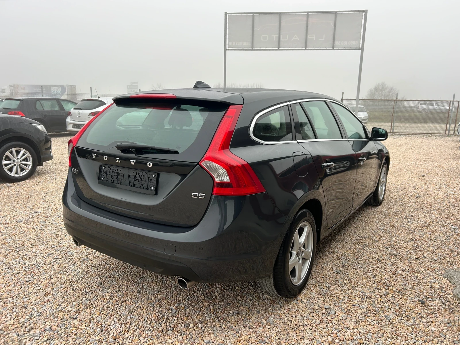 Volvo V60 * 2.4D* D5* AUTOMAT*  - изображение 4