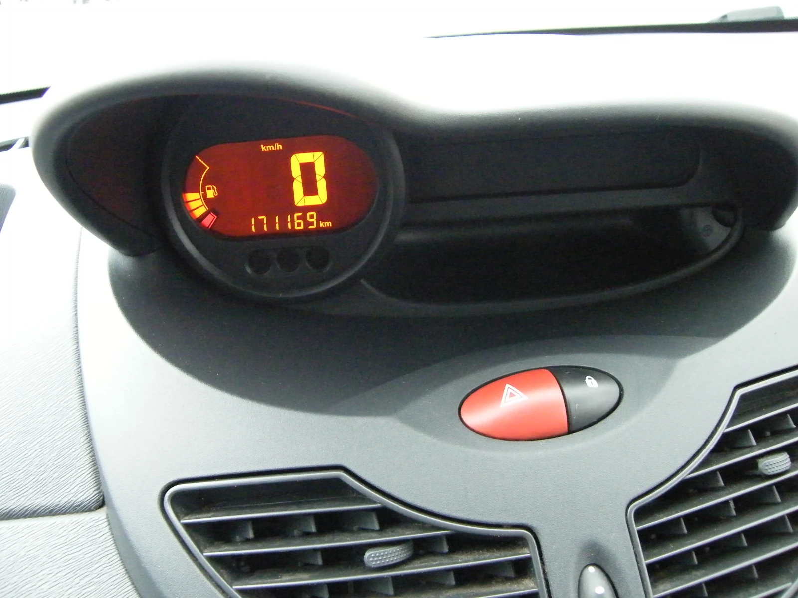 Renault Twingo 1.3 i  | Mobile.bg   15